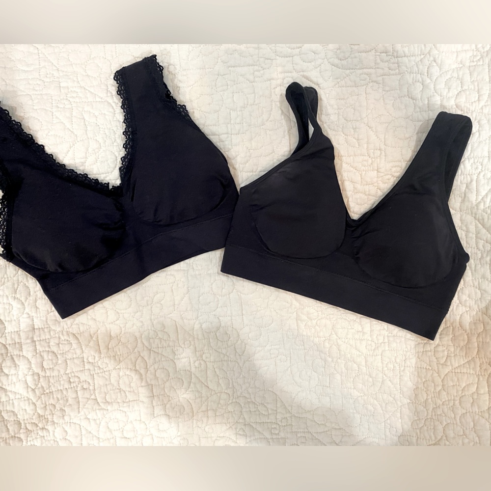 Genie bras, black size med. one never worn, the other worn 2 times.